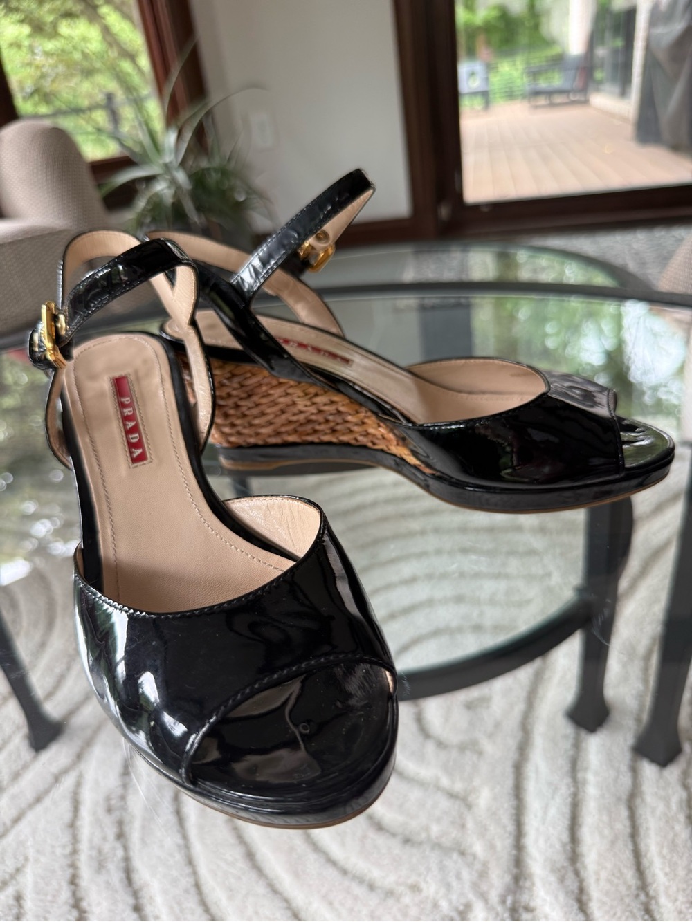 Prada black patent leather woven raffia sandals size 37